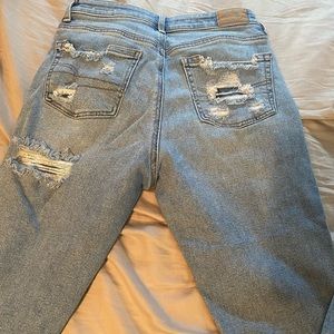 American Eagle mom jeans size 0 *stretch*